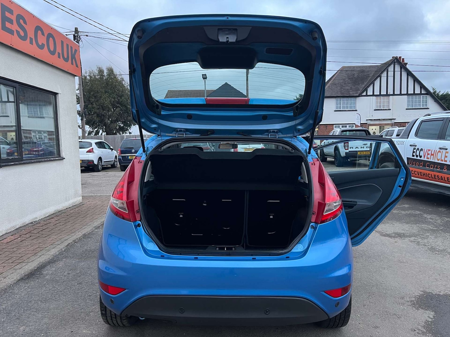 Used Ford Fiesta 2010 for sale - 77262745: Photo 31