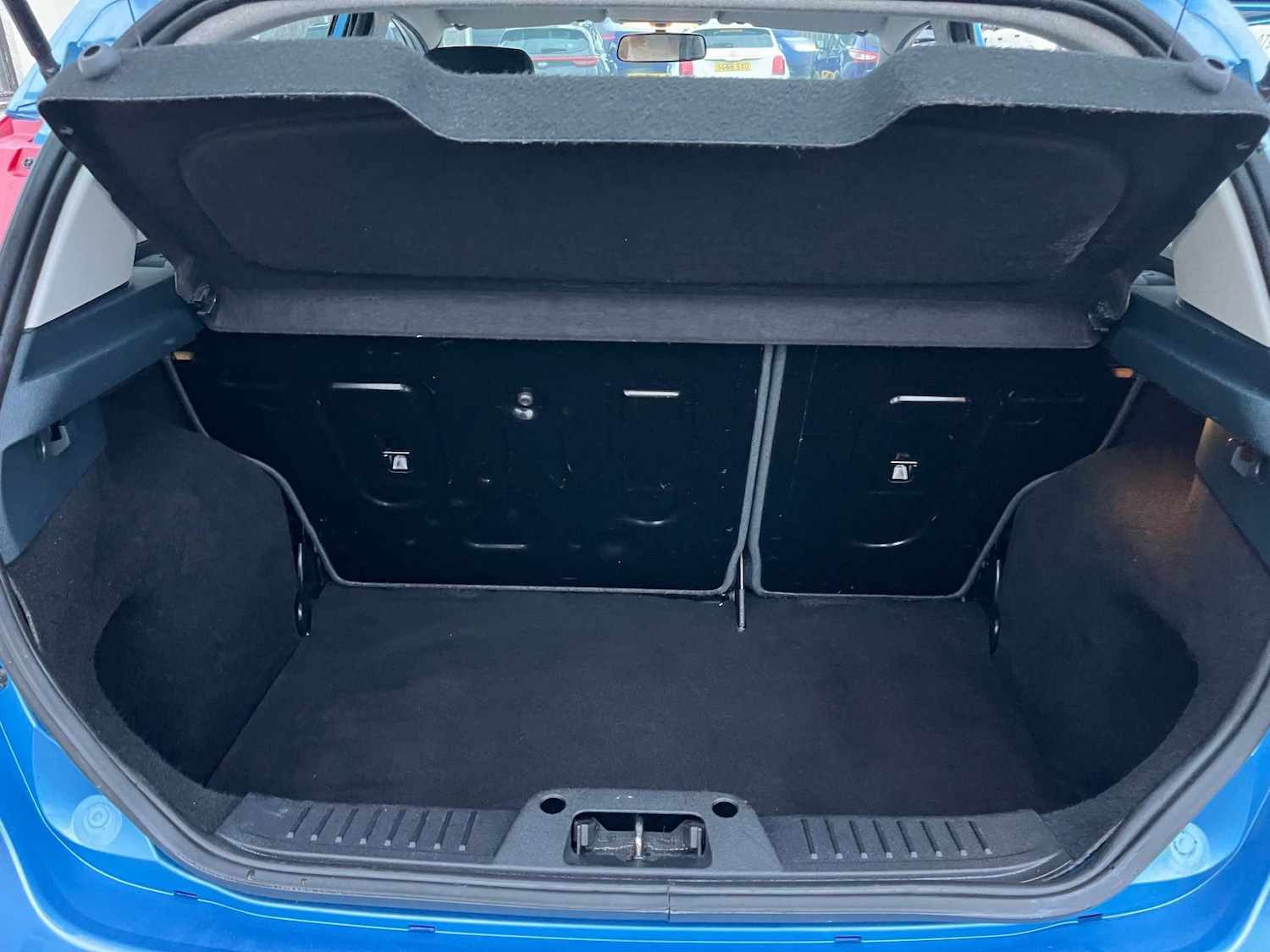 Used Ford Fiesta 2010 for sale - 77262745: Photo 32