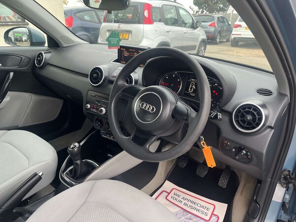 Used Audi A1 2011 for sale - 76219312: Photo 18