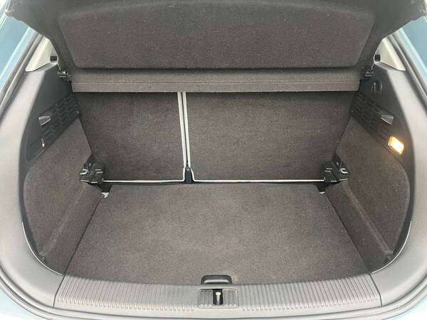 Used Audi A1 2011 for sale - 76219312: Photo 29