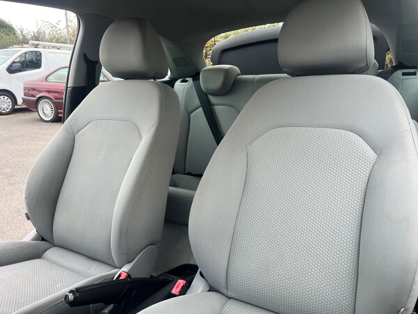 Used Audi A1 2011 for sale - 76219312: Photo 34