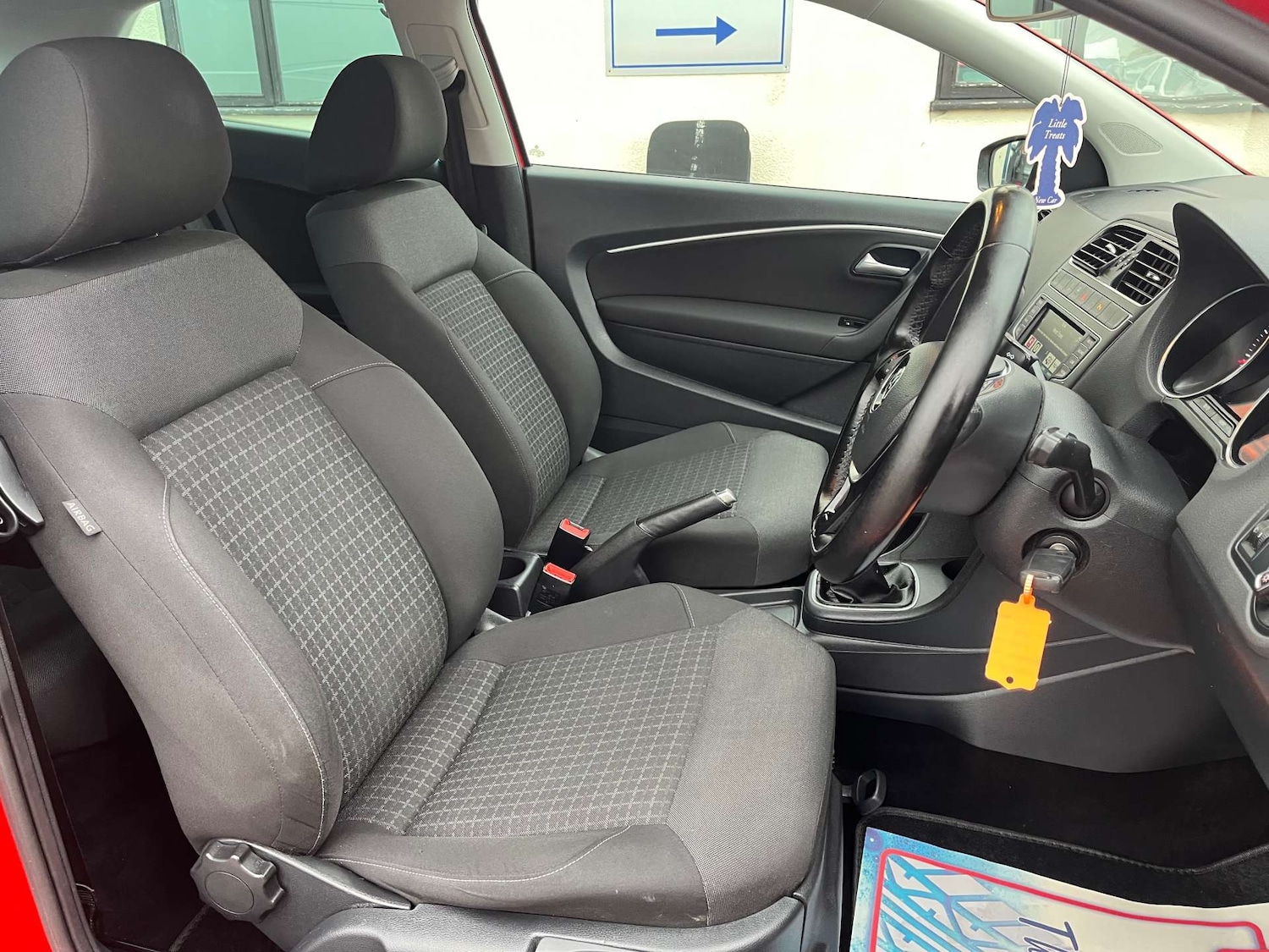 Used Volkswagen Polo 2017 for sale - 76507201: Photo 17