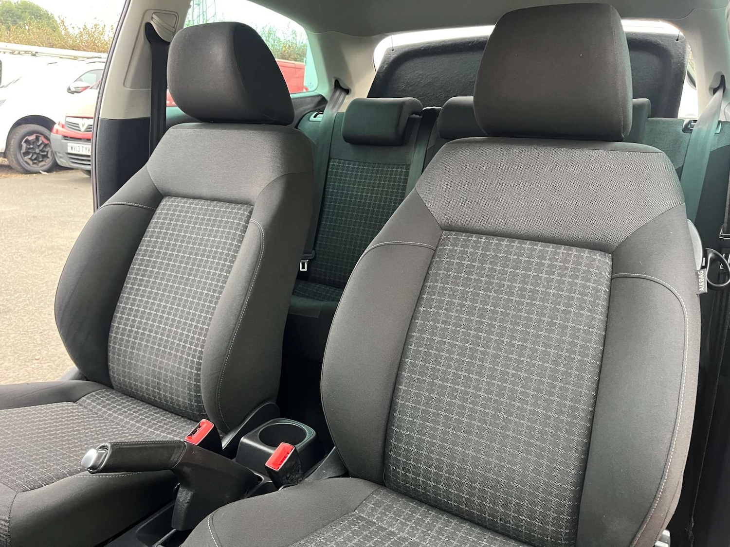 Used Volkswagen Polo 2017 for sale - 76507201: Photo 39