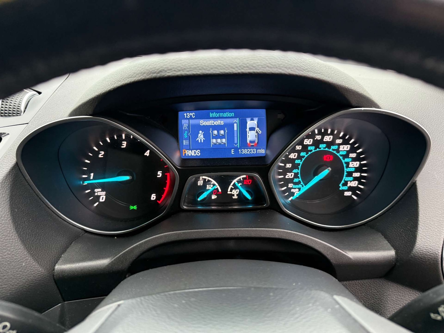 Used Ford Kuga 2015 for sale - 76253852: Photo 17