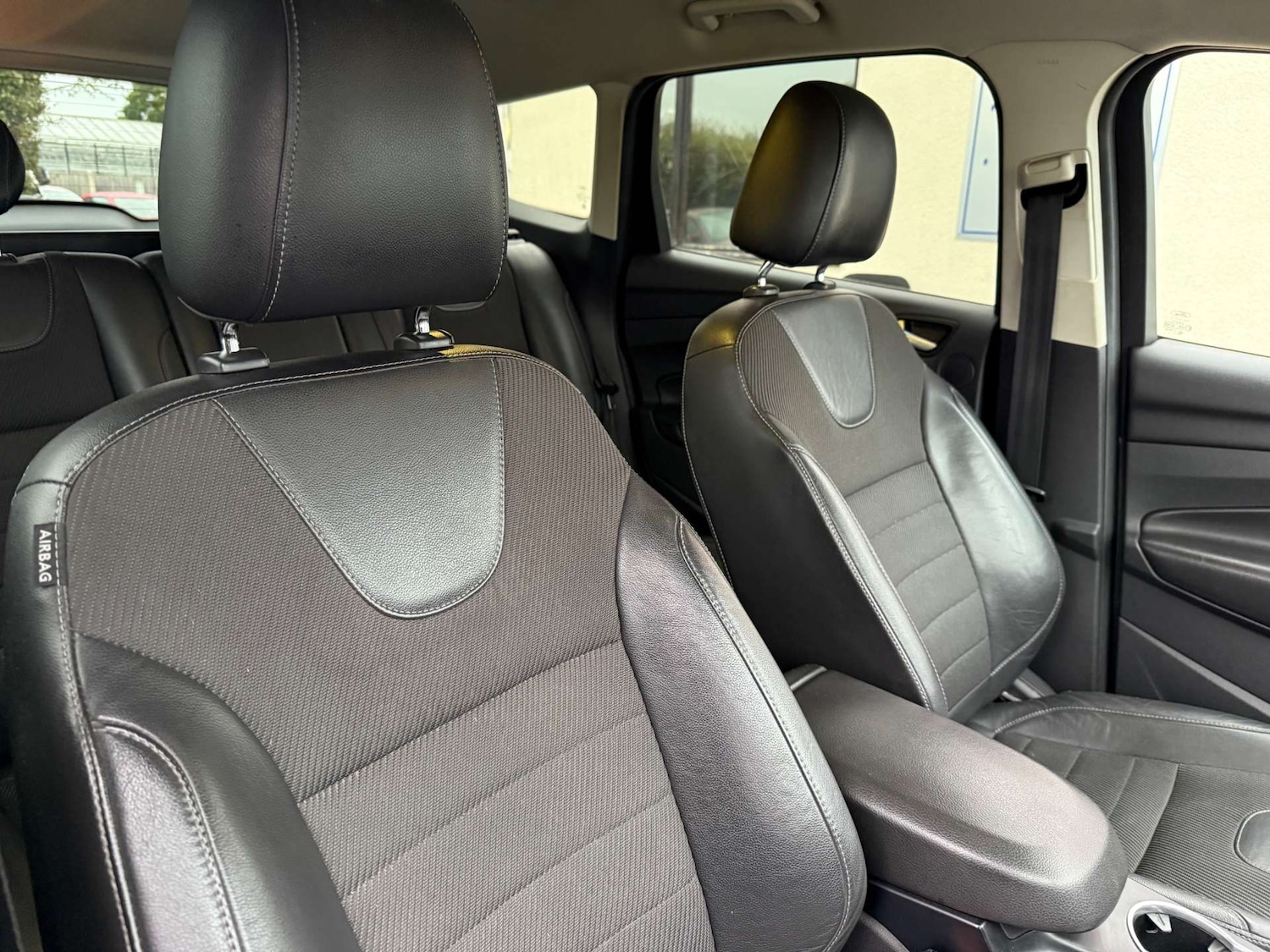 Used Ford Kuga 2015 for sale - 76253852: Photo 22