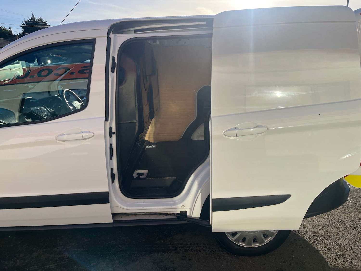 Used Ford Transit Courier 2019 for sale - 77678656: Photo 22