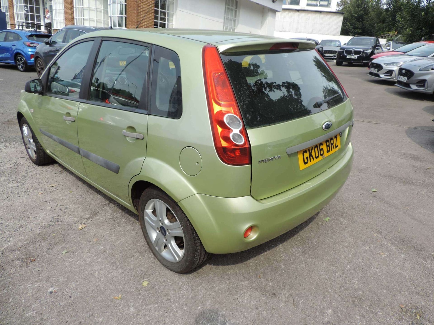 Vehicle 5