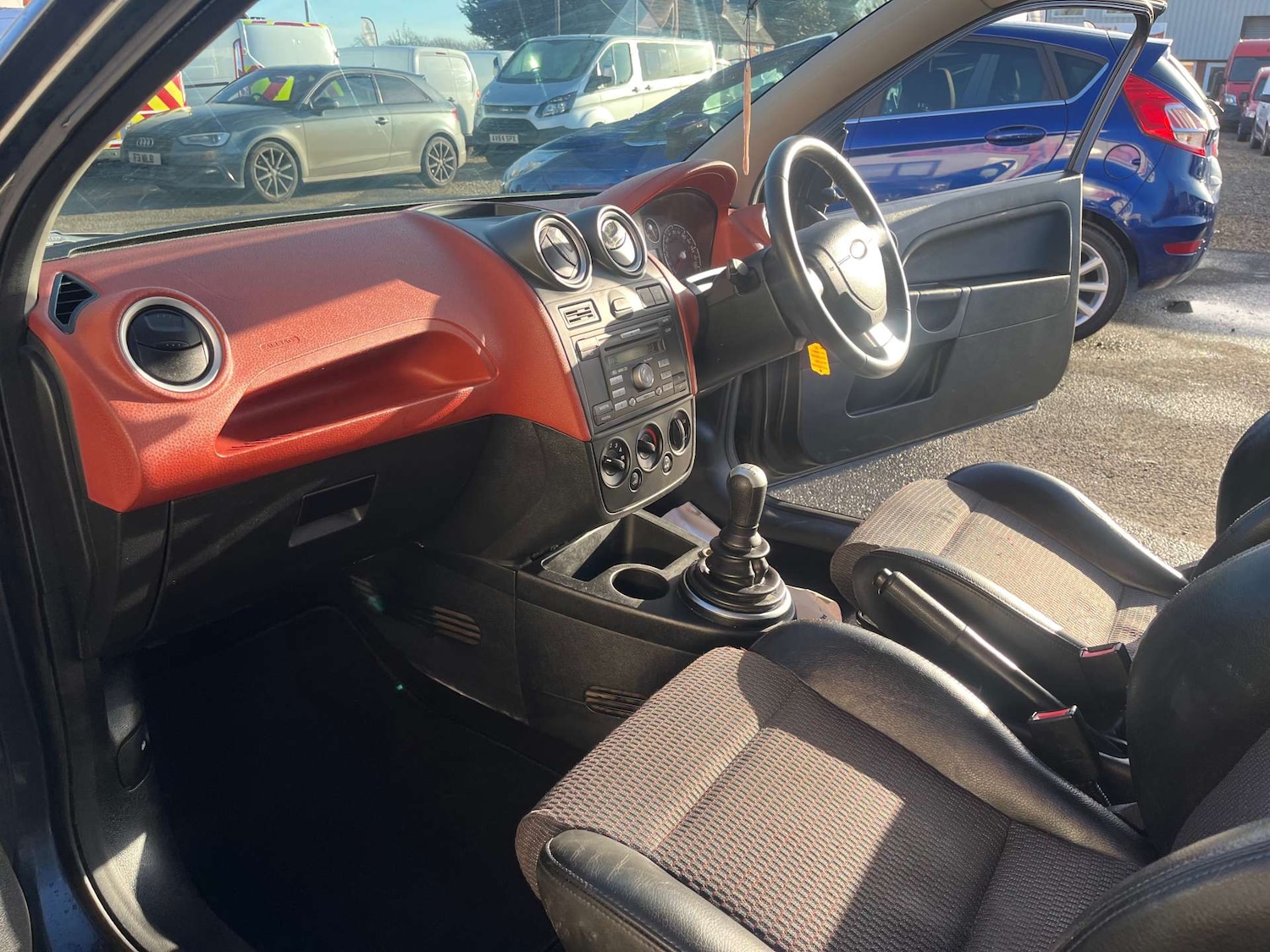 Used Ford Fiesta 2006 for sale - 77022580: Photo 32