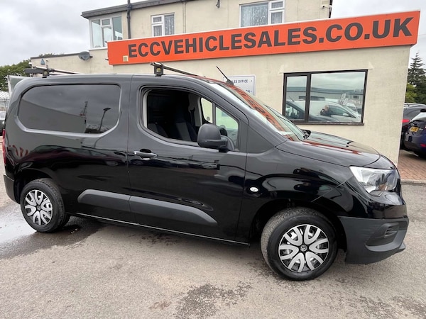 Used Vauxhall Combo 2020 for sale - 75179494: Photo 1