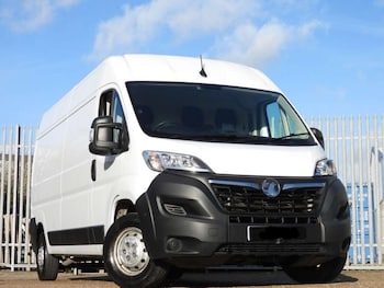 Vauxhall Movano feature image