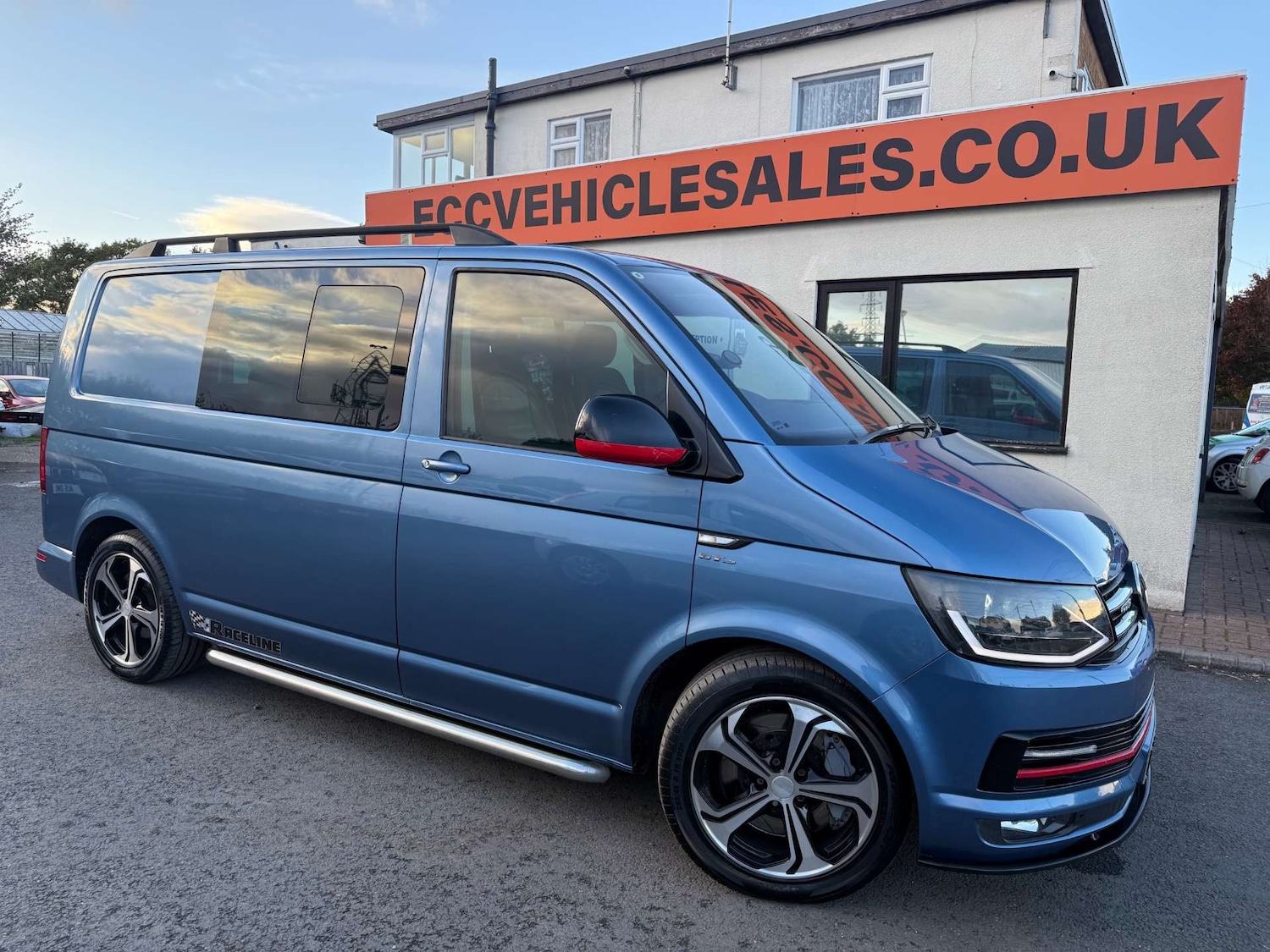 Used Volkswagen Transporter 2015 for sale - 76385788: Photo 1