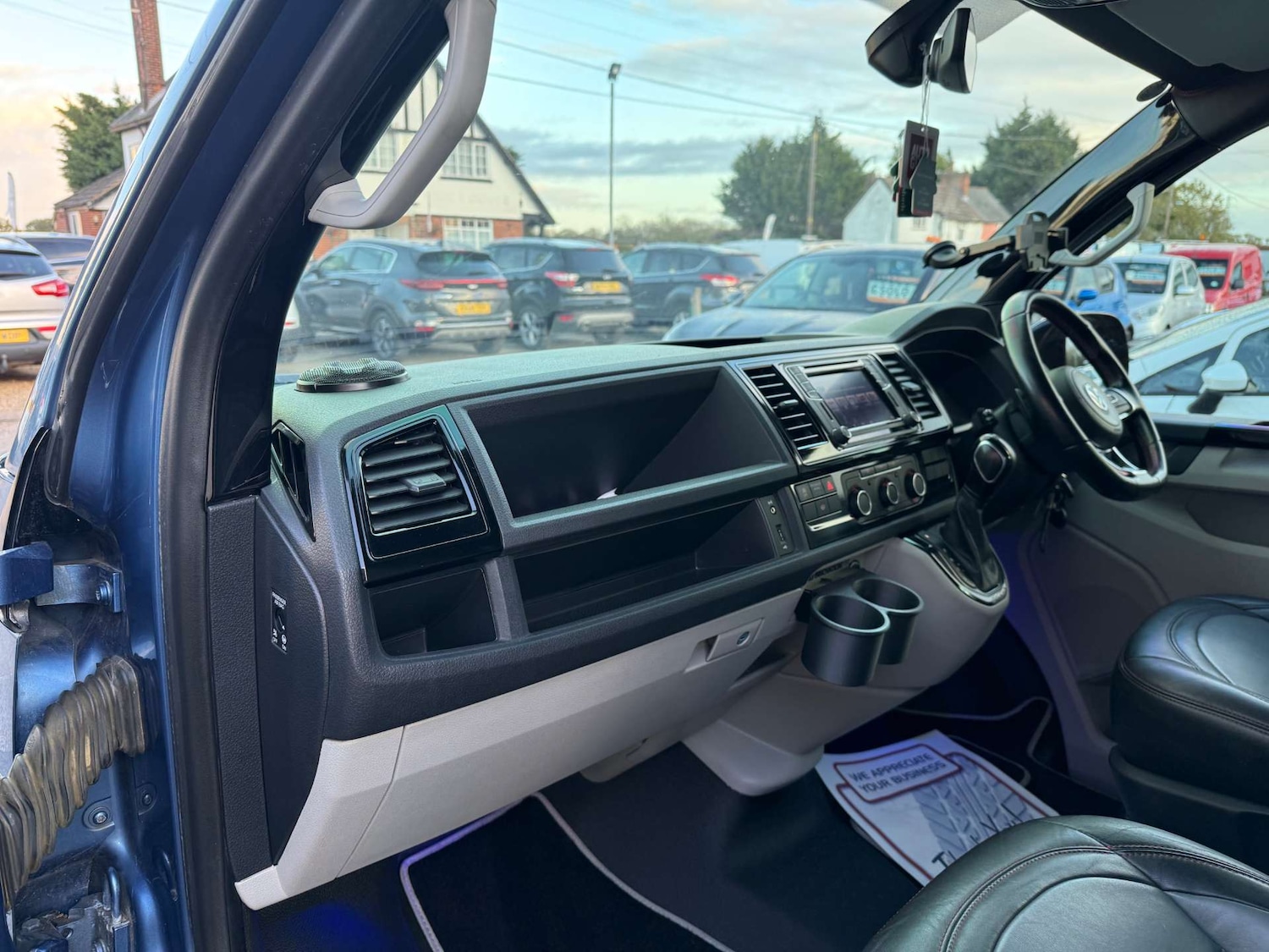 Used Volkswagen Transporter 2015 for sale - 76385788: Photo 10