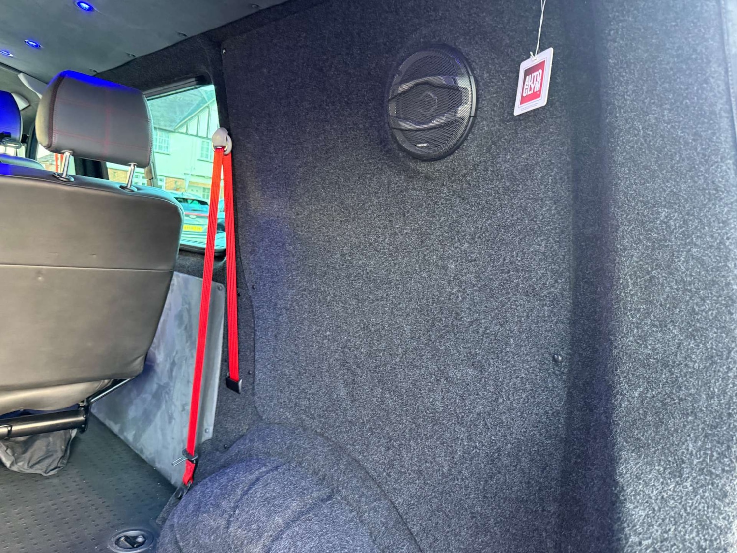 Used Volkswagen Transporter 2015 for sale - 76385788: Photo 19