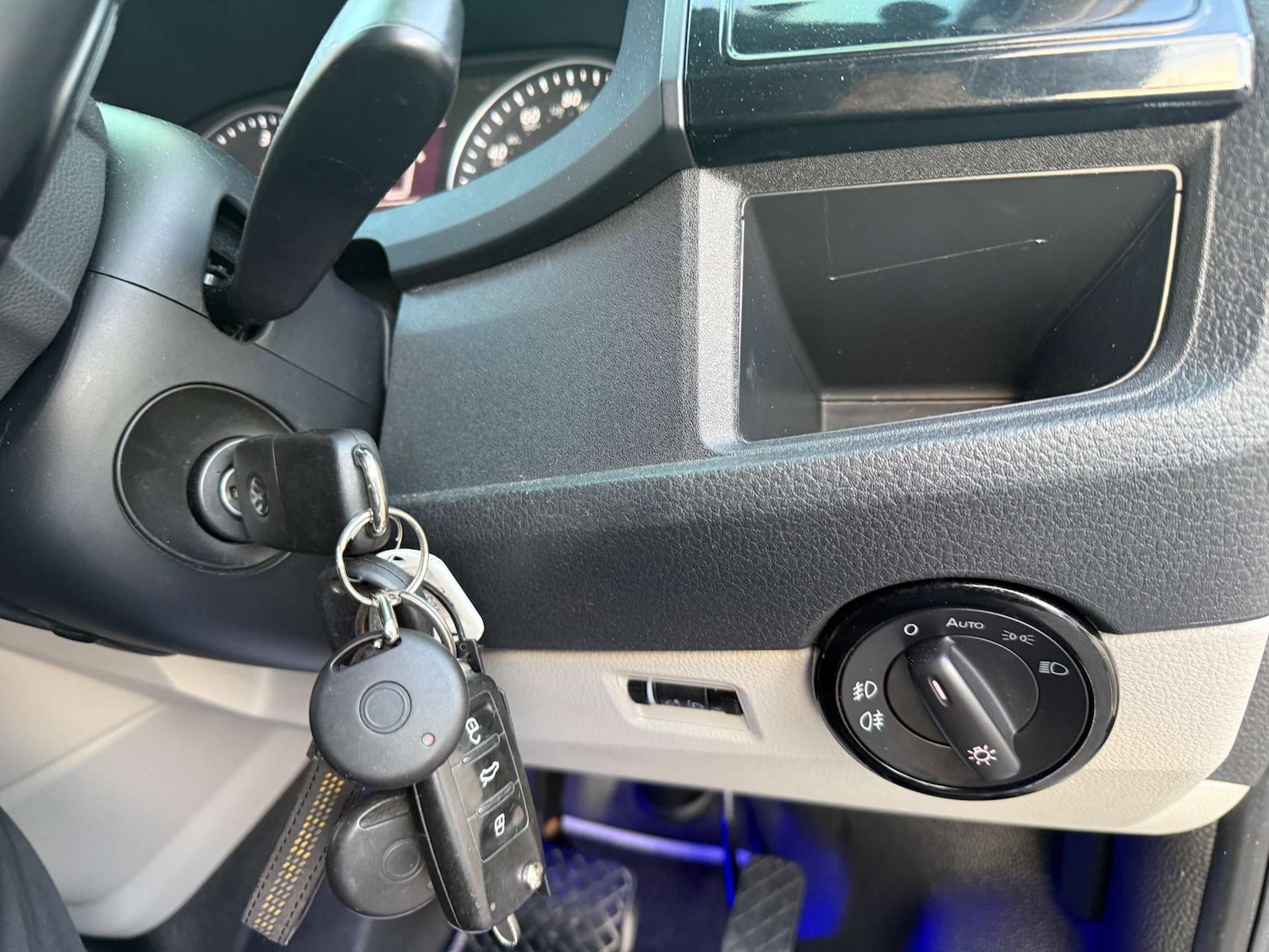 Used Volkswagen Transporter 2015 for sale - 76385788: Photo 31