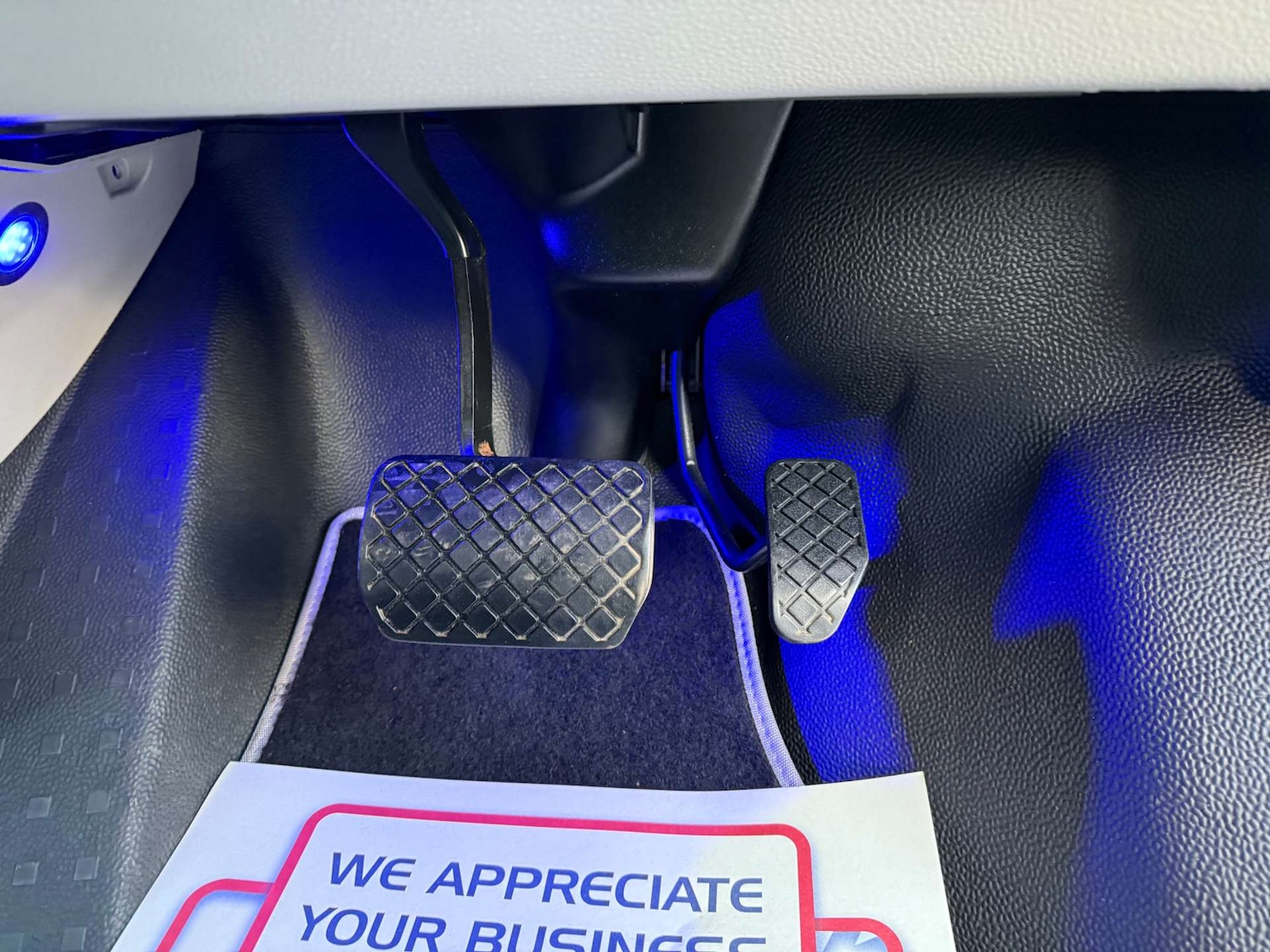 Used Volkswagen Transporter 2015 for sale - 76385788: Photo 33