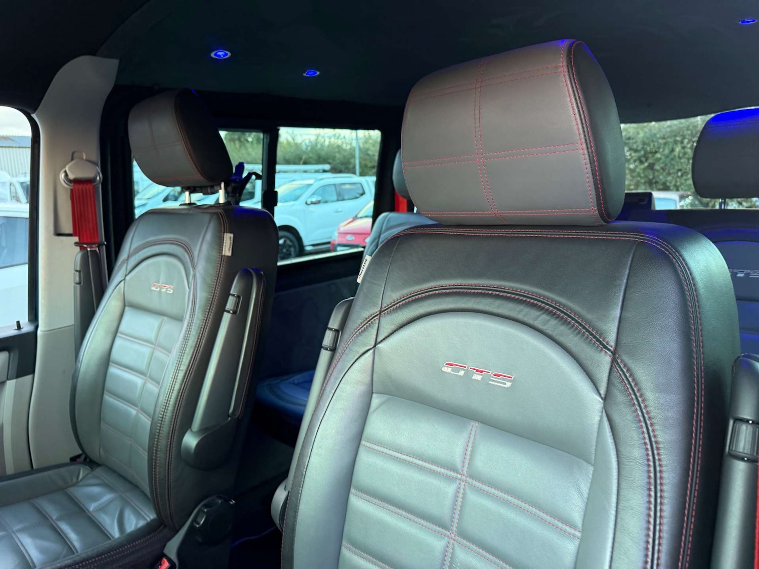 Used Volkswagen Transporter 2015 for sale - 76385788: Photo 9