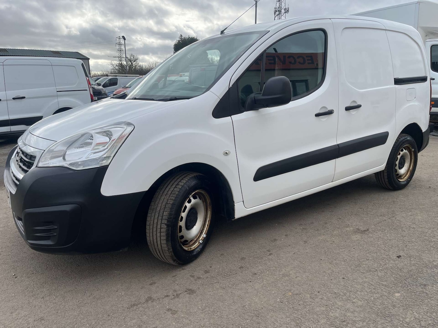 Used Peugeot Partner 2016 for sale - 77678633: Photo 19