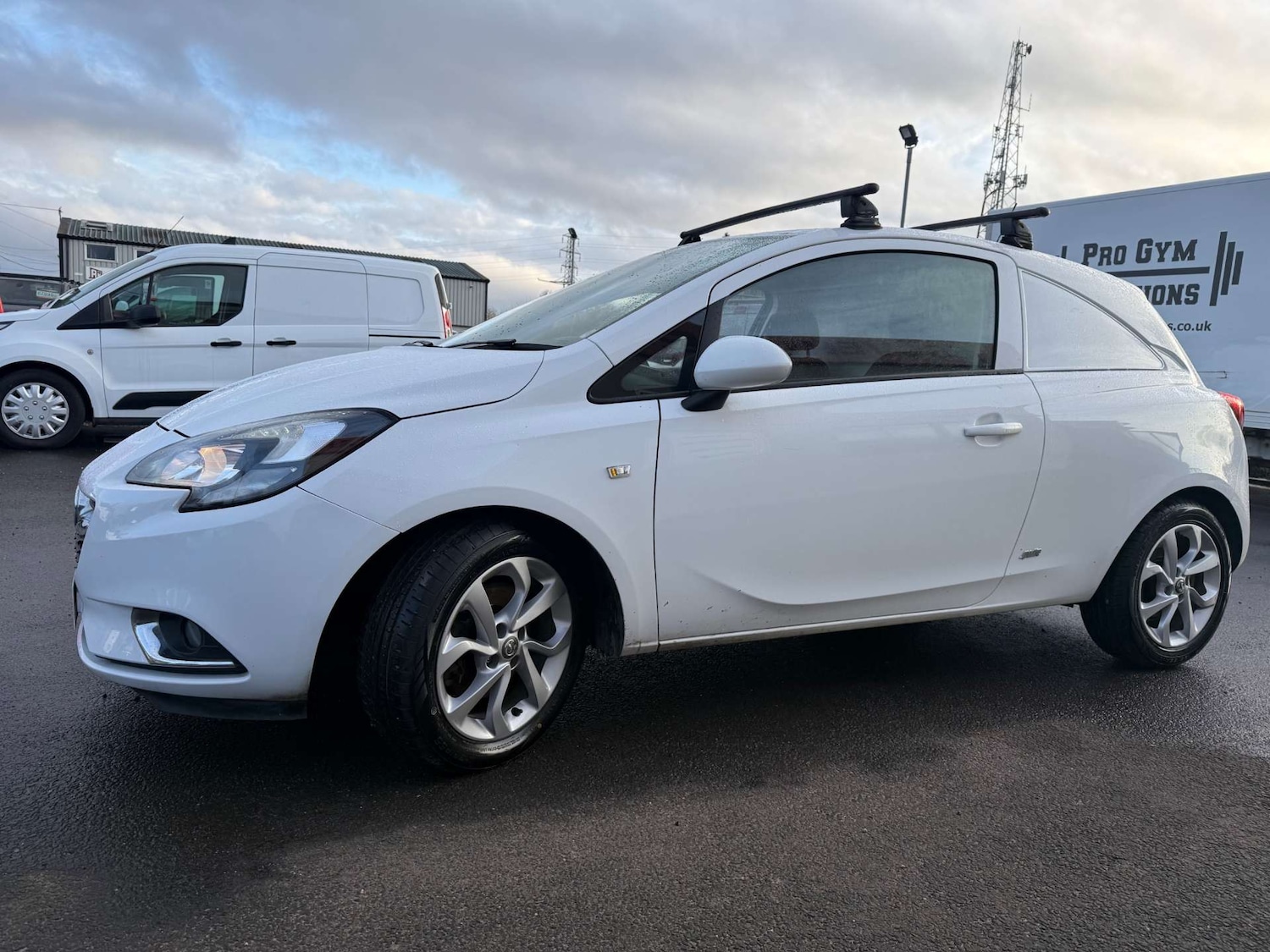 Used Vauxhall Corsa 2016 for sale - 77556738: Photo 9