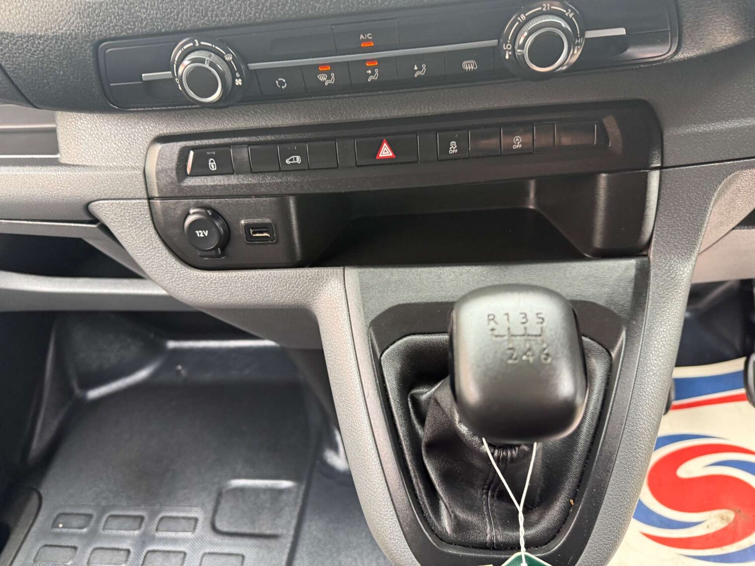 Used Vauxhall Vivaro 2019 for sale - 77531836: Photo 28