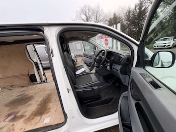 Used Vauxhall Vivaro 2019 for sale - 77531836: Photo