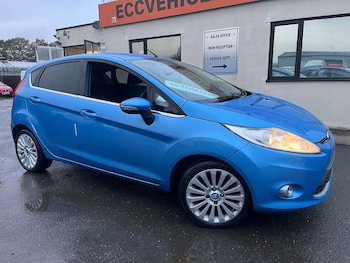 Used Ford Fiesta 2010 for sale - 76762544: Photo