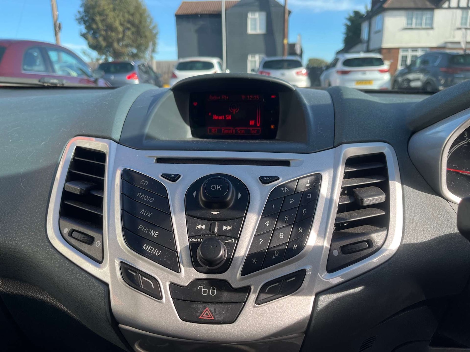 Used Ford Fiesta 2010 for sale - 76414864: Photo 11