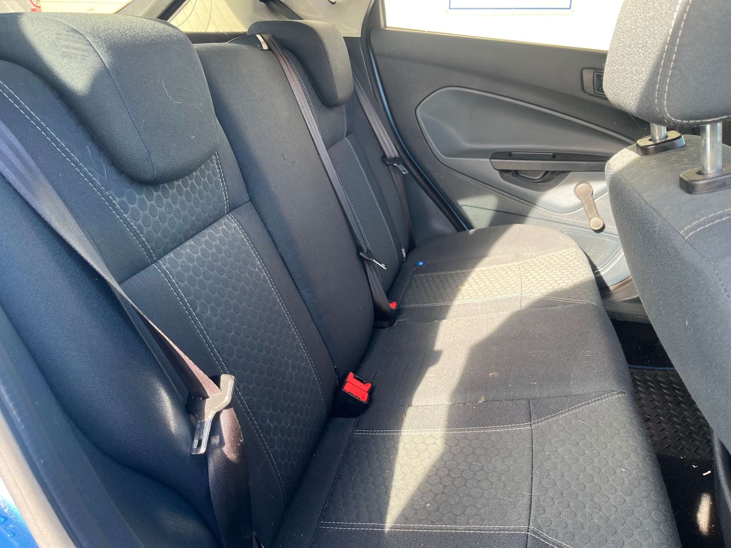 Used Ford Fiesta 2010 for sale - 76414864: Photo 14