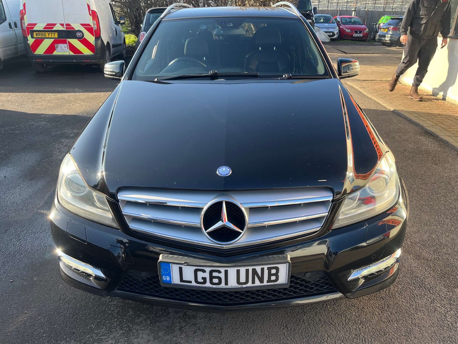 Used Mercedes-Benz C Class 2011 for sale - 77254502: Photo 4