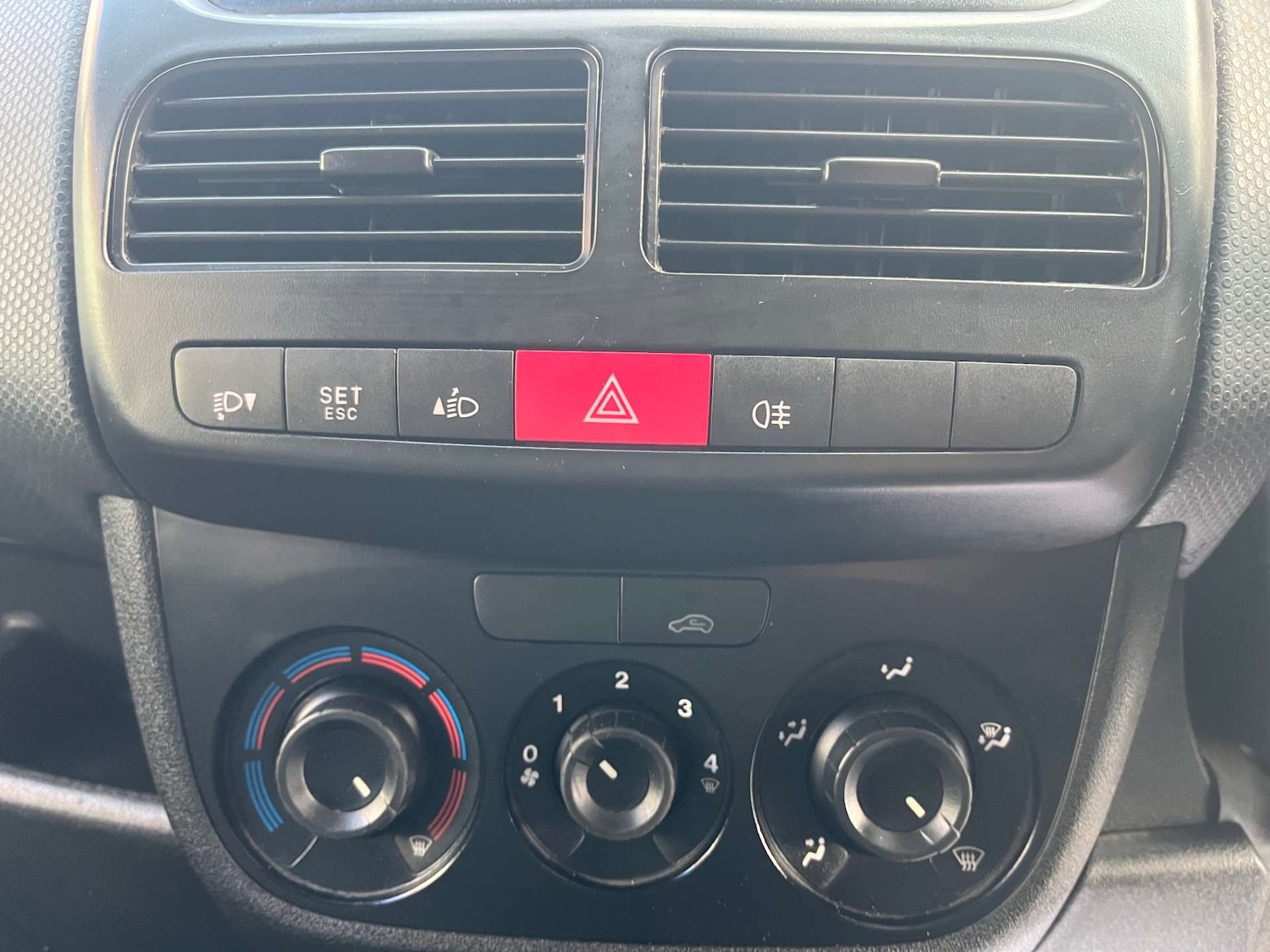 Used Fiat Doblo 2012 for sale - 77124027: Photo 22