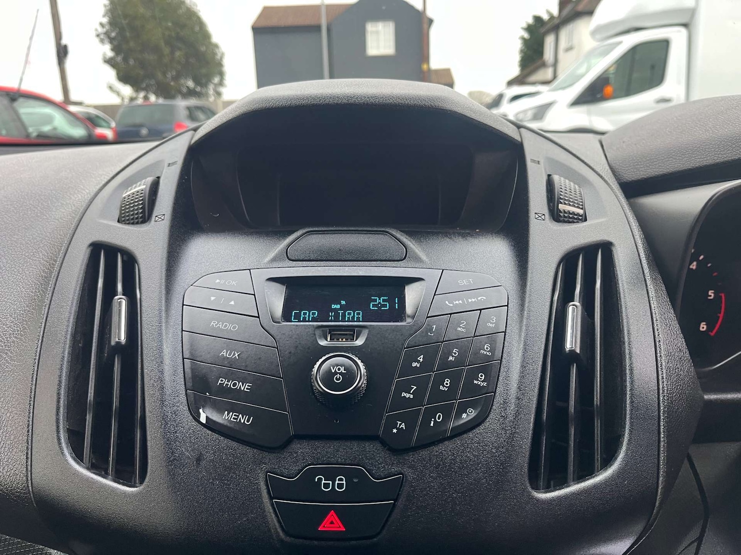 Used Ford Transit Connect 2018 for sale - 76948230: Photo 13