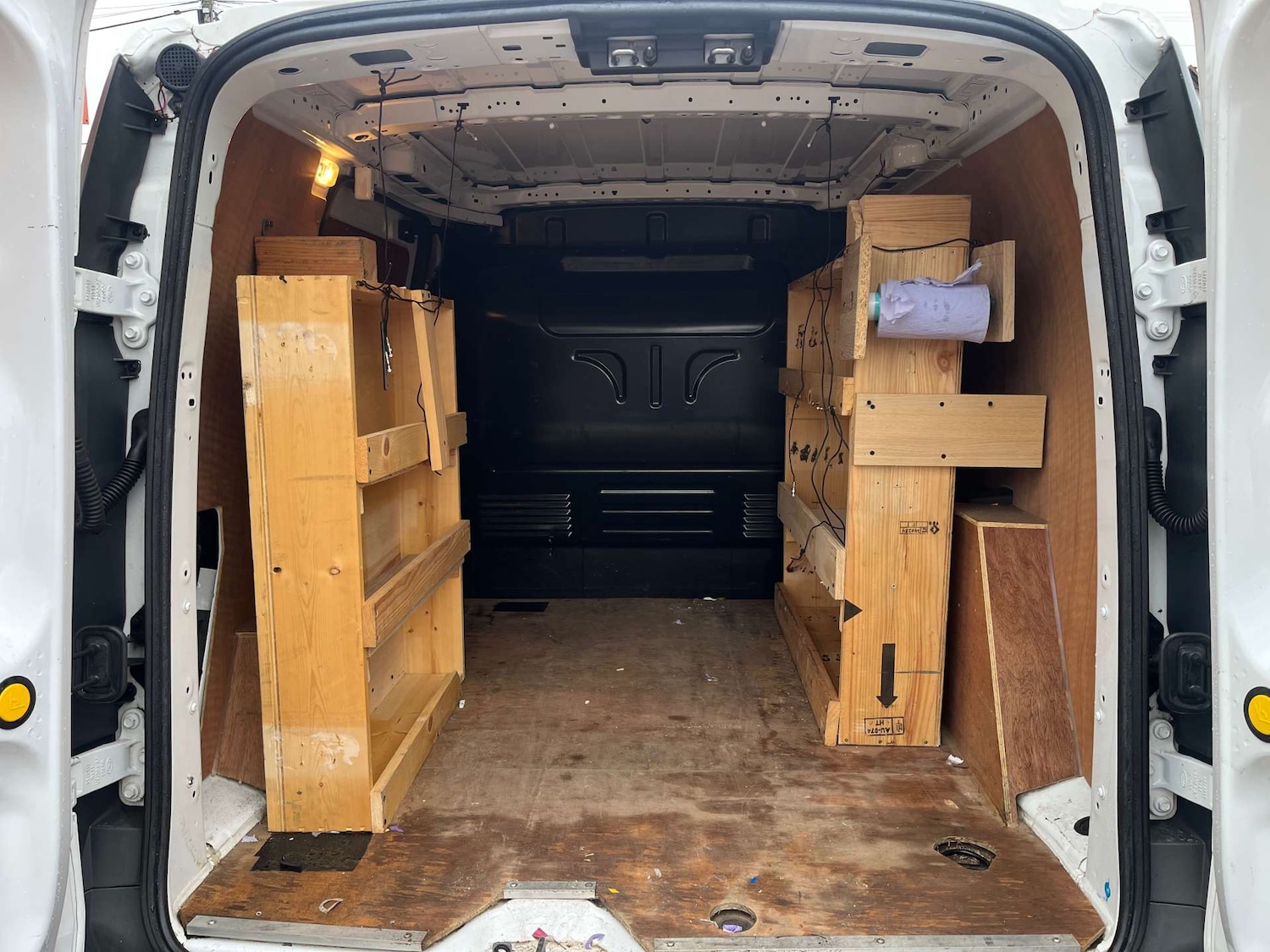 Used Ford Transit Connect 2018 for sale - 76948230: Photo 18