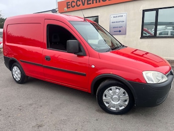 Used Vauxhall Combo 2011 for sale - 76265238: Photo 2