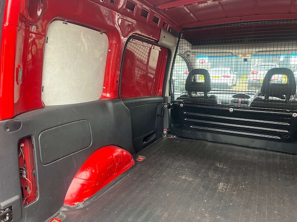 Used Vauxhall Combo 2011 for sale - 76265238: Photo 30