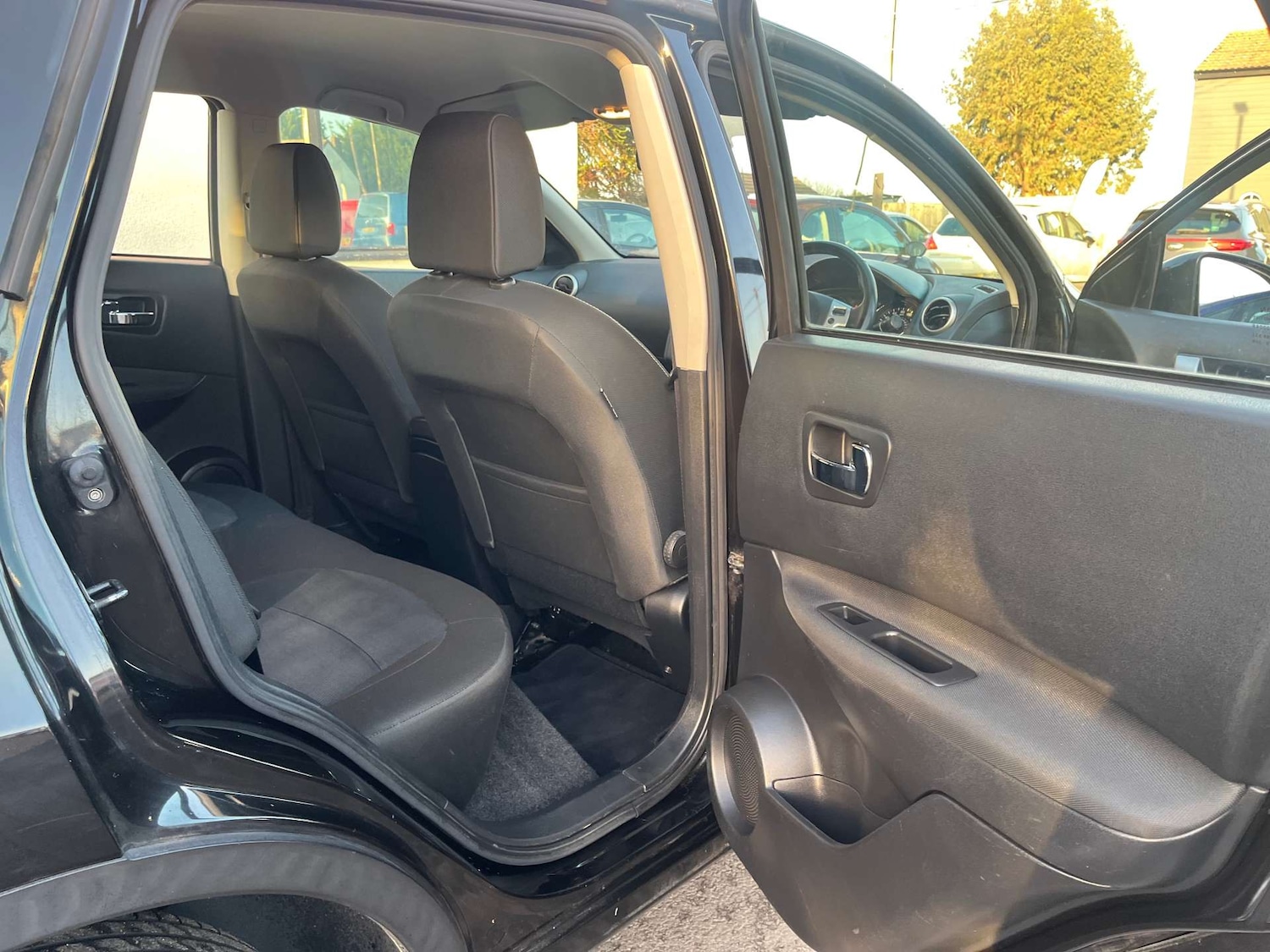 Used Nissan Qashqai 2011 for sale - 76577481: Photo 28