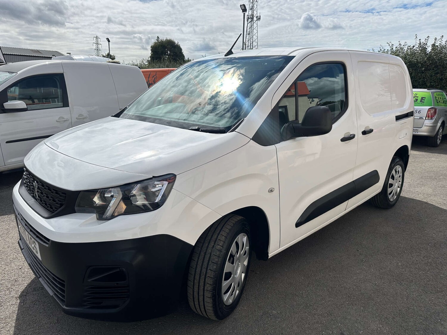 Used Peugeot Partner 2021 for sale - 77529398: Photo 3