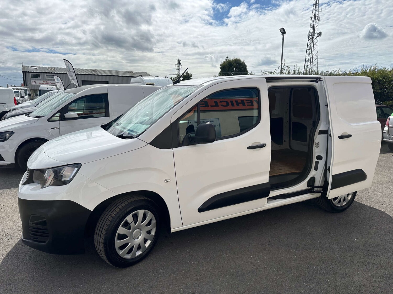 Used Peugeot Partner 2021 for sale - 77529398: Photo 5