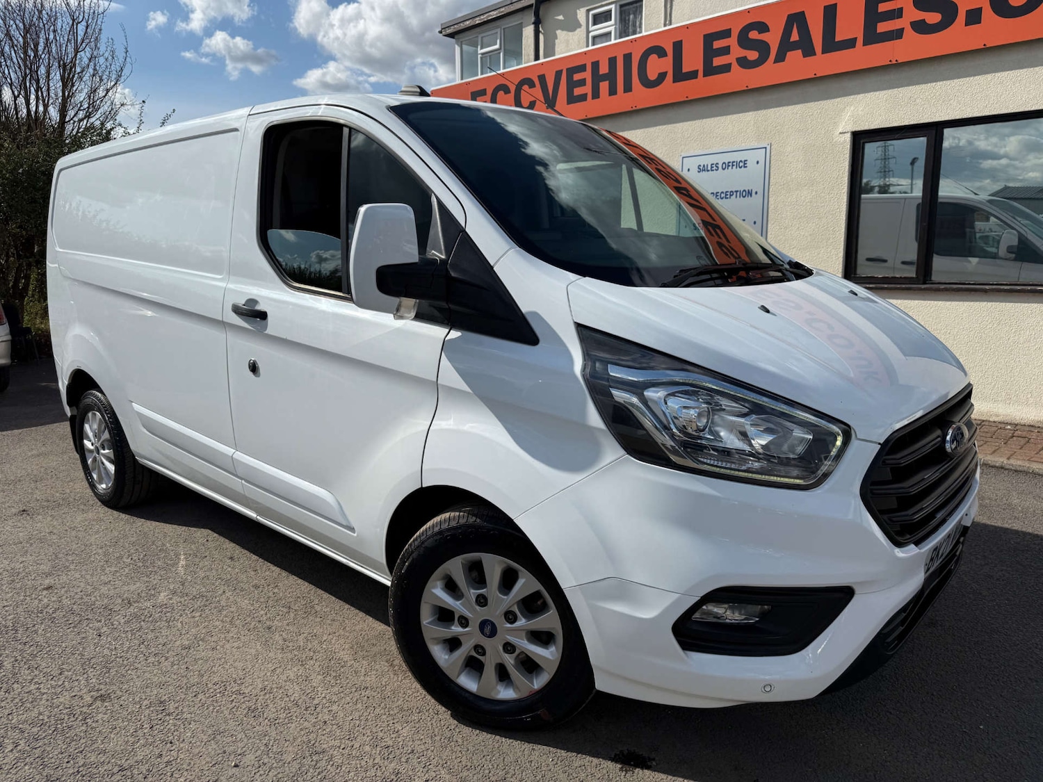 Used Ford Transit Custom 2018 for sale - 77446411: Photo 2
