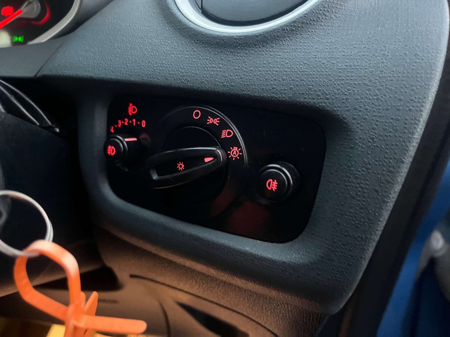 Used Ford Fiesta 2010 for sale - 76601555: Photo 19