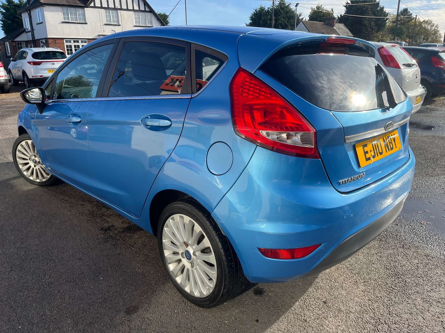 Used Ford Fiesta 2010 for sale - 76601555: Photo 6