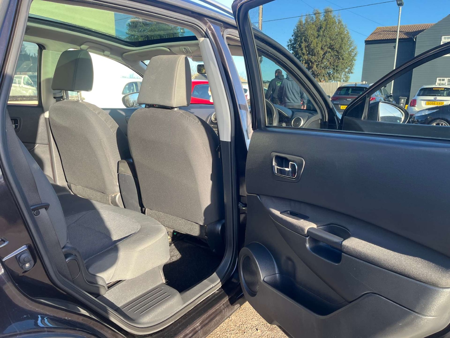 Used Nissan Qashqai 2009 for sale - 76601573: Photo 29