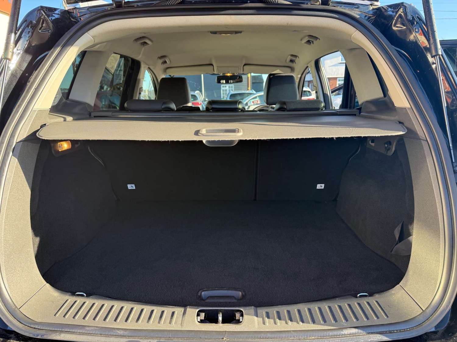 Used Ford Kuga 2011 for sale - 76651373: Photo 33