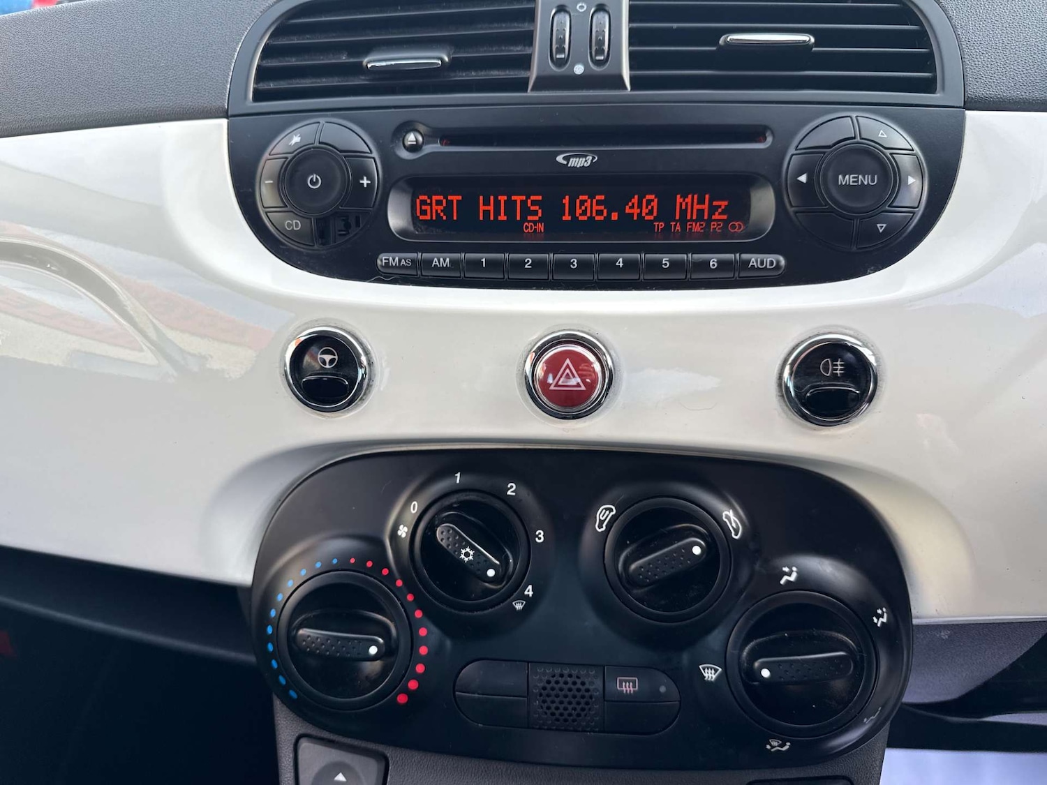 Used Fiat 500 2010 for sale - 77393344: Photo 17