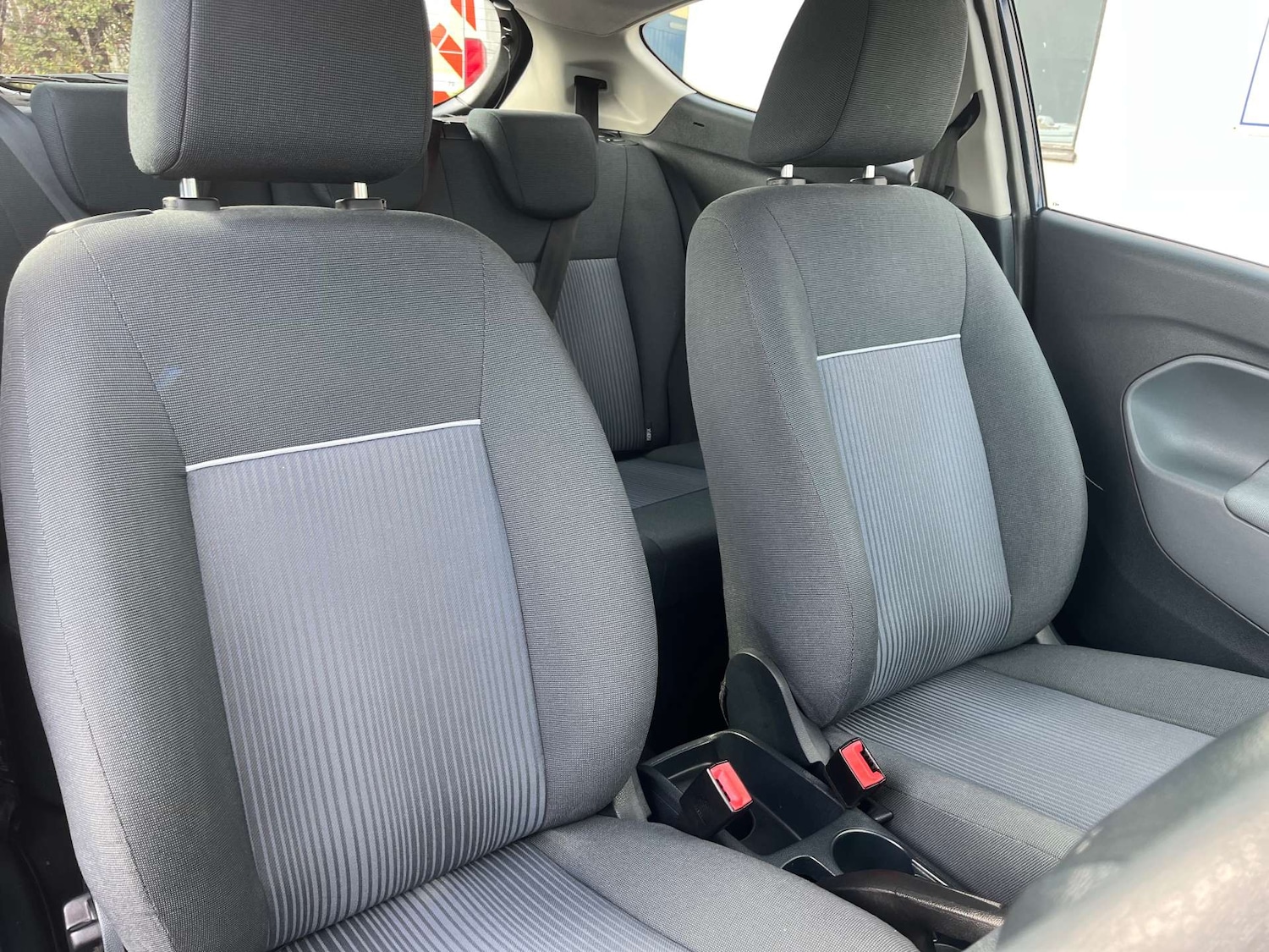 Used Ford Fiesta 2011 for sale - 76601743: Photo 26