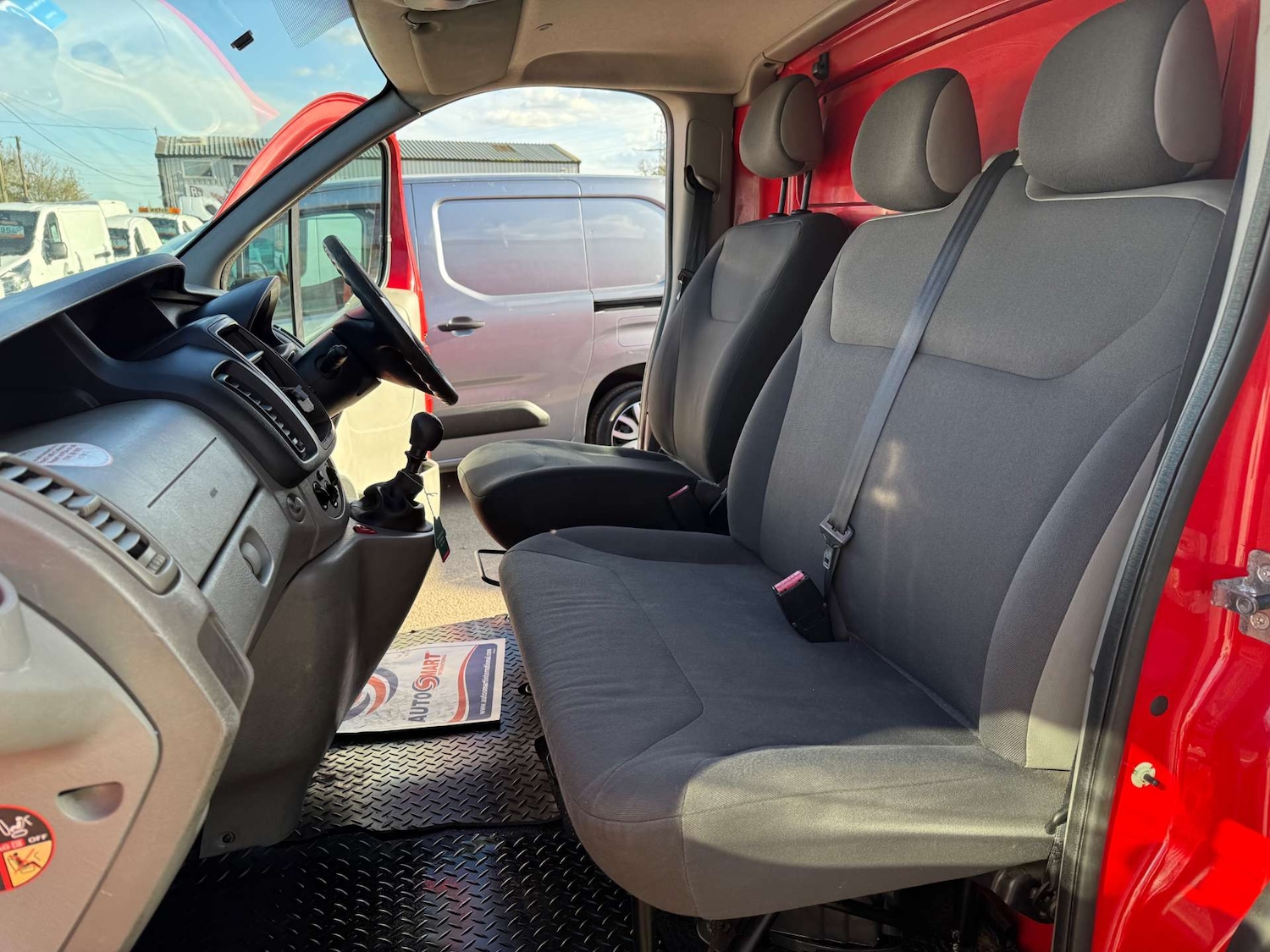 Used Vauxhall Vivaro 2013 for sale - 78030891: Photo 11