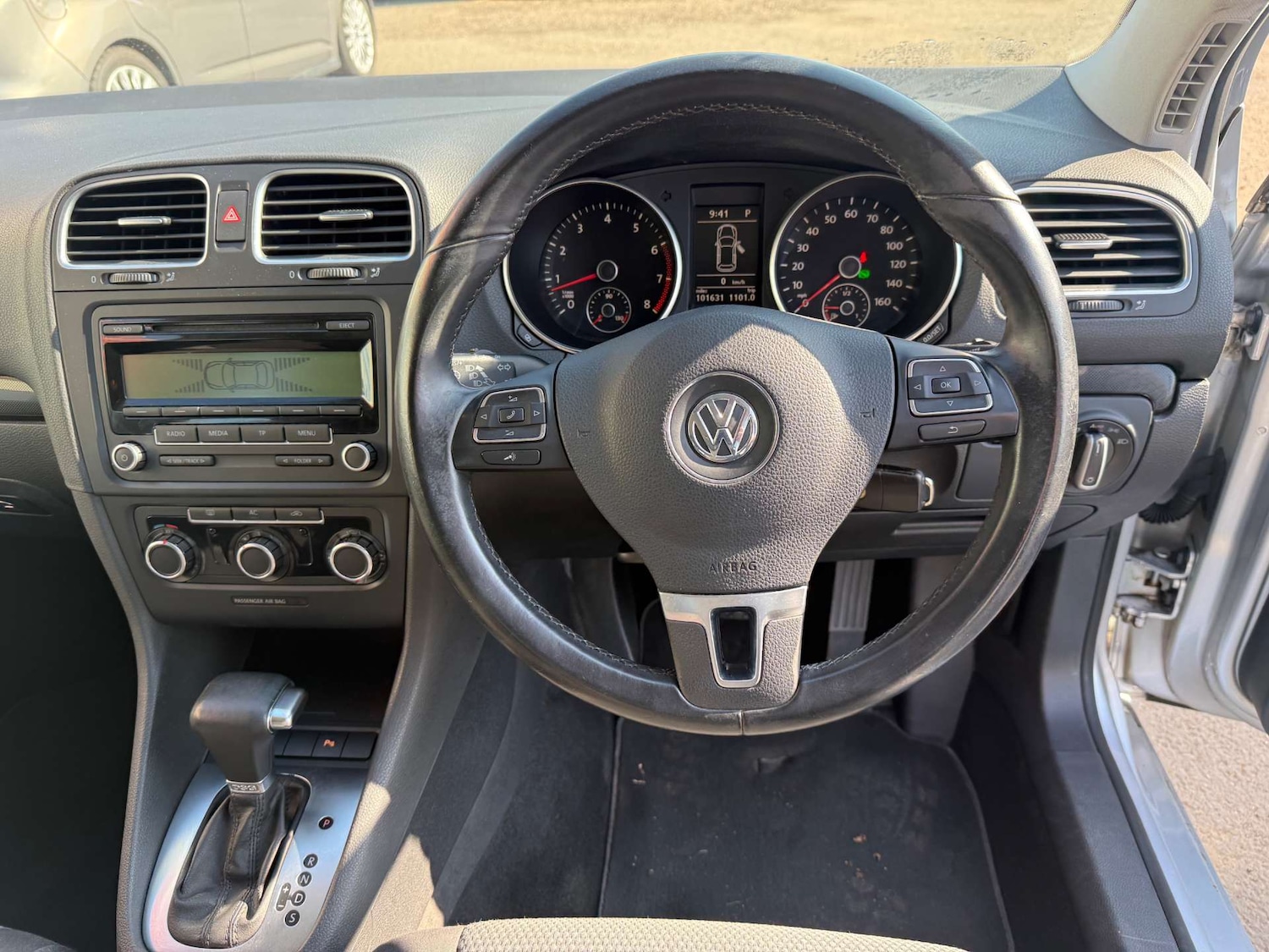 Used Volkswagen Golf 2009 for sale - 77950440: Photo 10