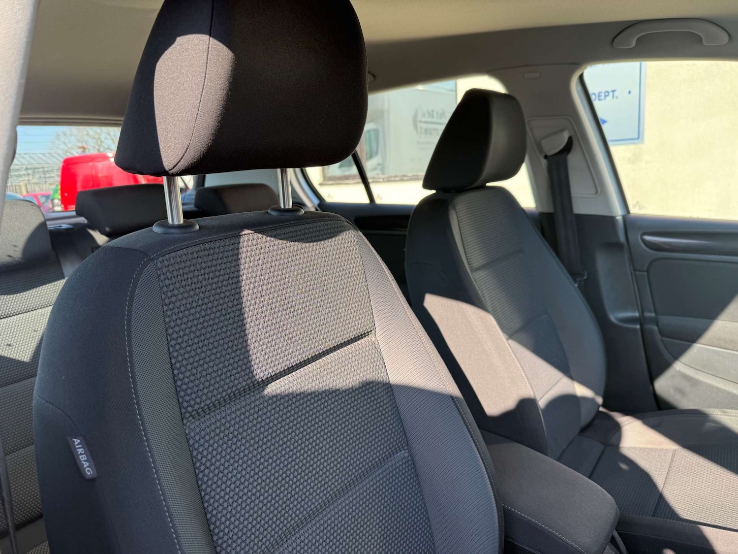 Used Volkswagen Golf 2009 for sale - 77950440: Photo 25