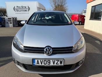 Used Volkswagen Golf 2009 for sale - 77950440: Photo