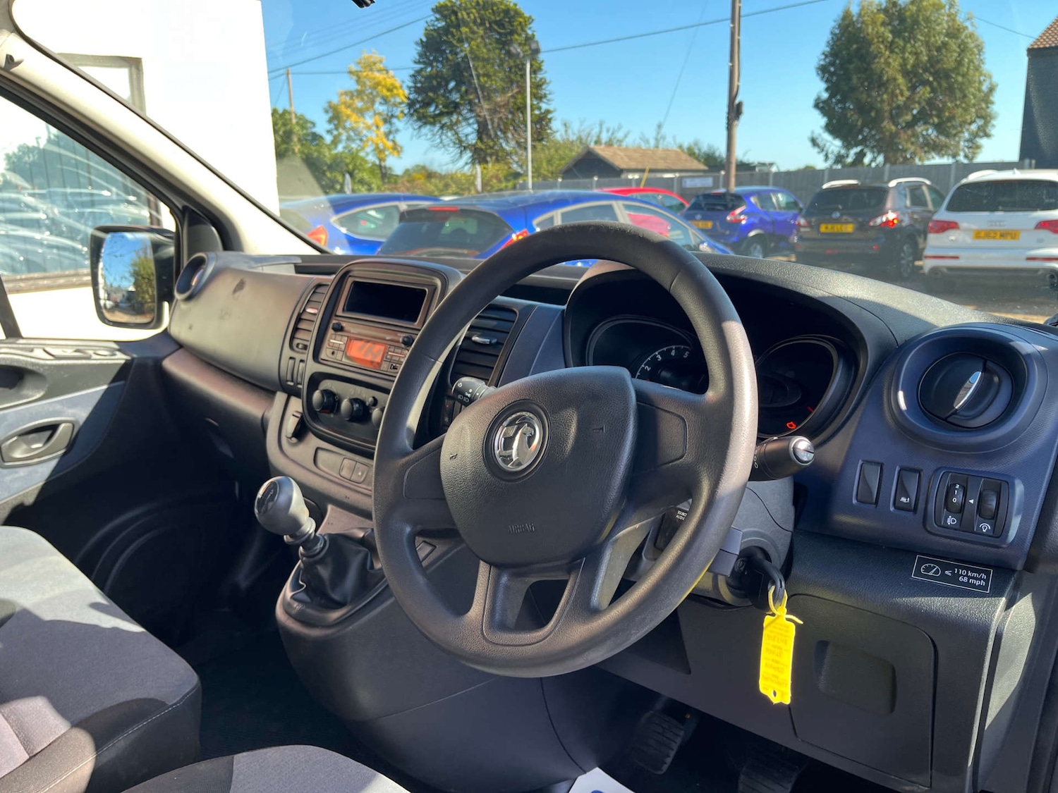 Used Vauxhall Vivaro 2015 for sale - 77678651: Photo 10