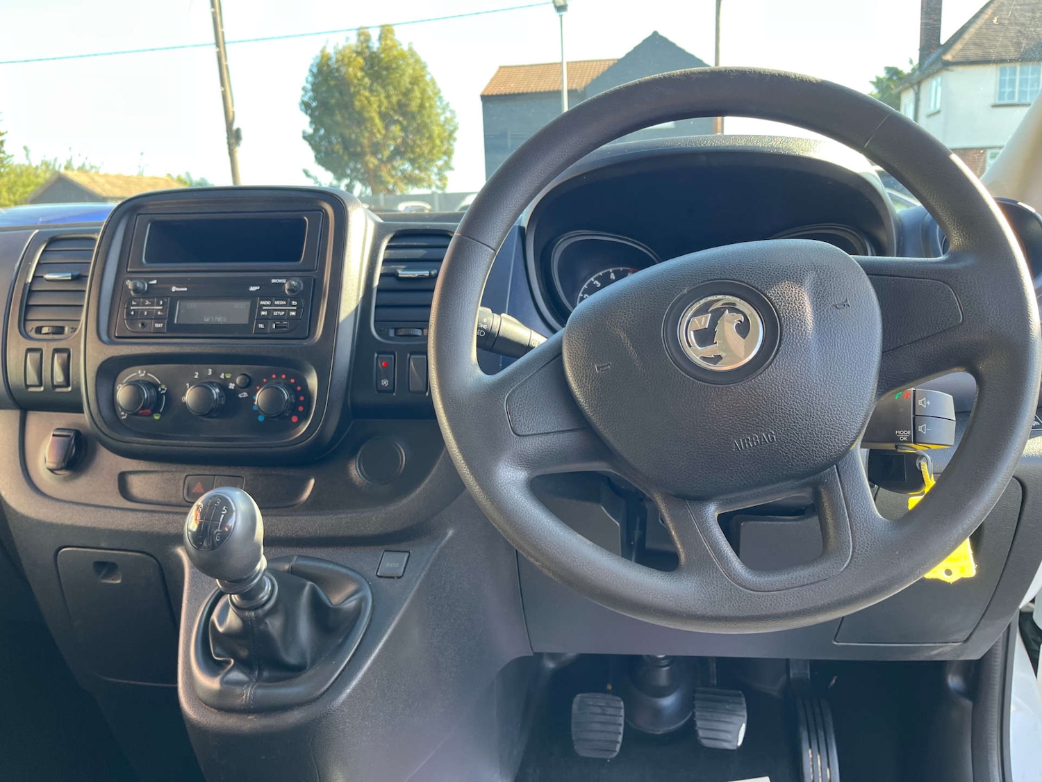 Used Vauxhall Vivaro 2015 for sale - 77678651: Photo 11