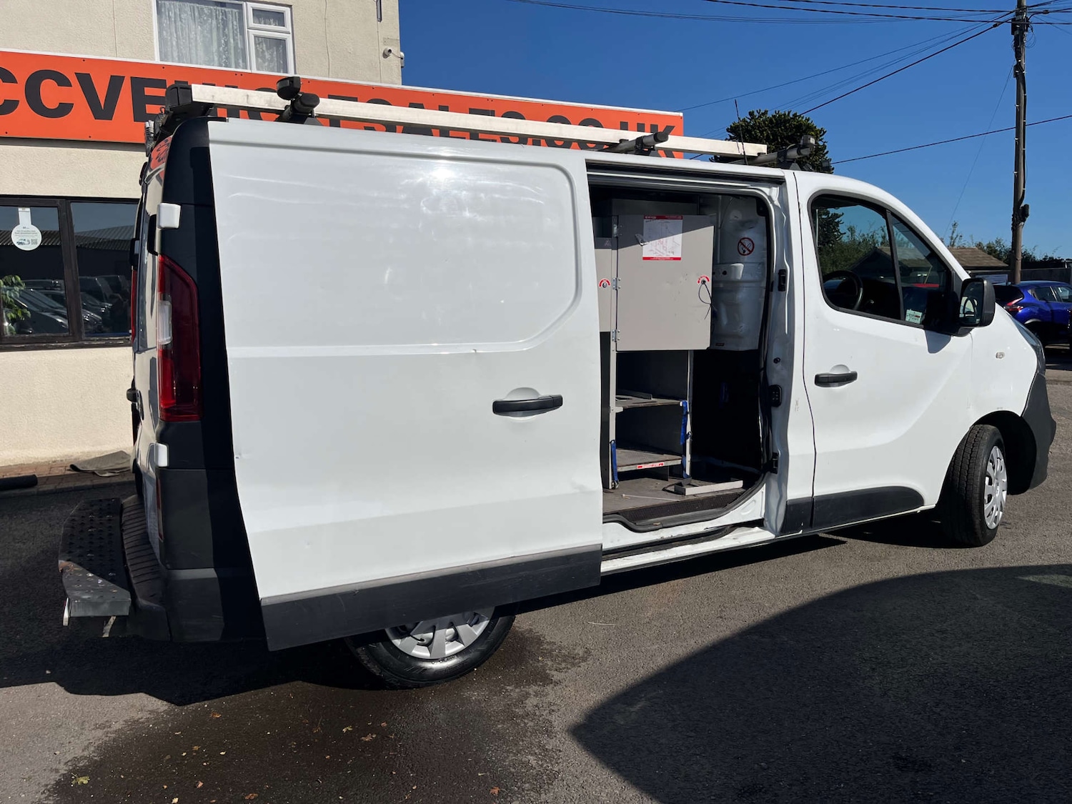 Used Vauxhall Vivaro 2015 for sale - 77678651: Photo 16